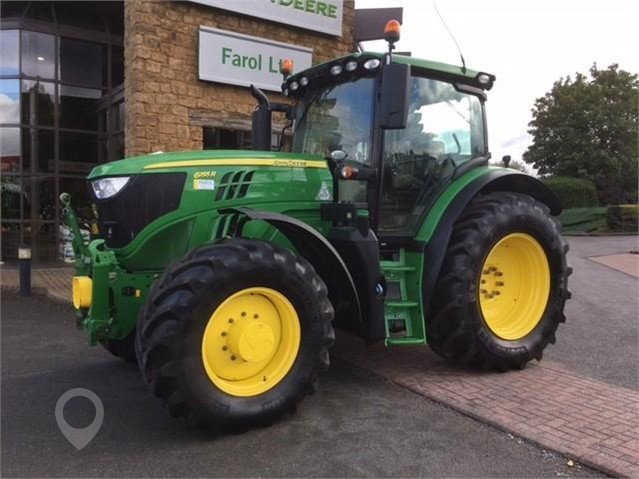 2018 JOHN DEERE 6215R